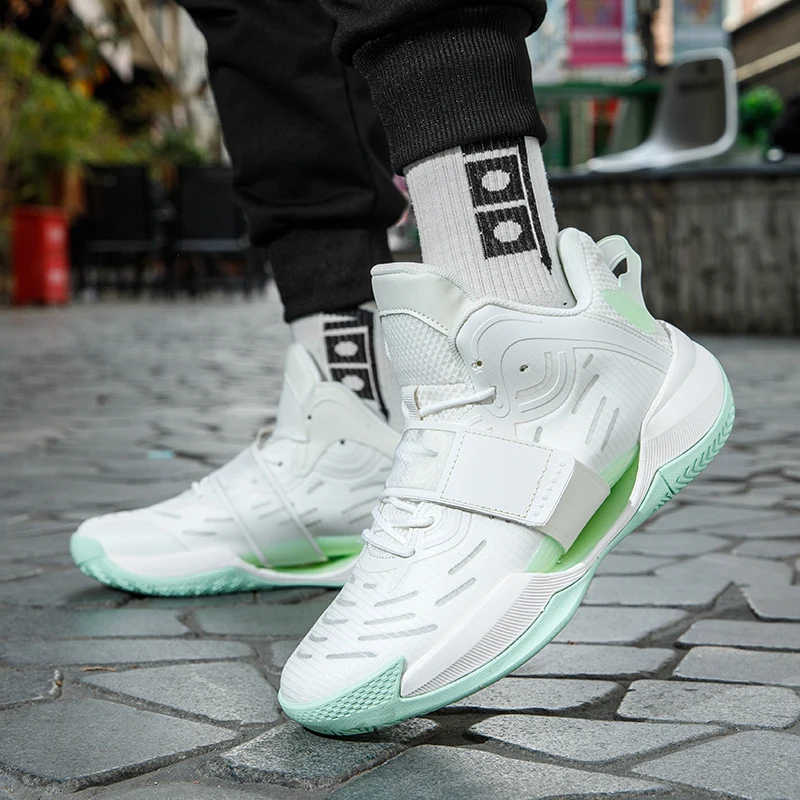 Fashion Running Shoes Men Sneakers Tenis Luxury Shoes Couple's Super Light Breathable Shoes Sports Blade Cushioning Jogging
Fashion Running Shoes Men Sneakers Tenis Luxury Shoes Couple's Super Light Breathable Shoes Sports Blade Cushioning Jogging