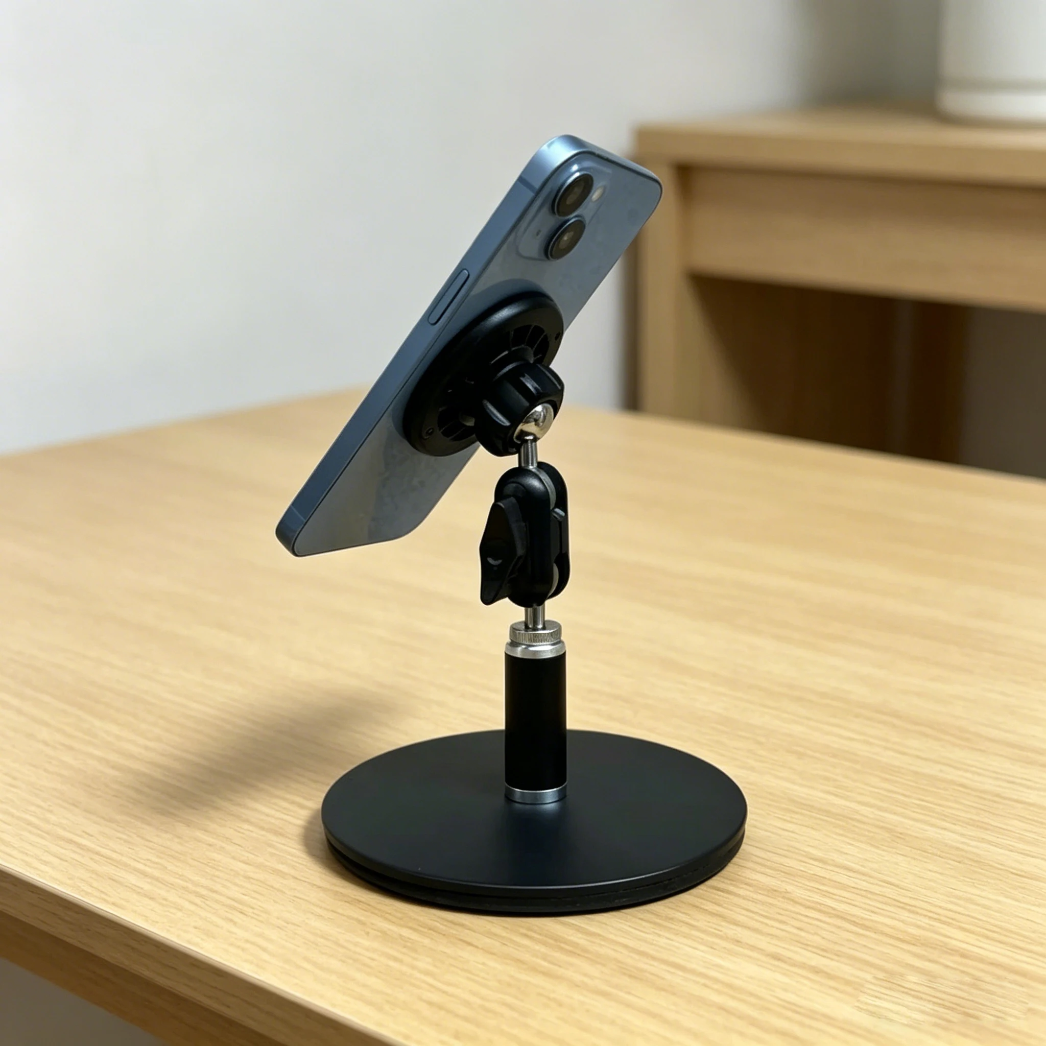 360° Rotatable Anti-Slip Base Desktop Lazy Detachable Adjustable Flexible Phone Bracket Live Broadcast For iPhone Xiaomi Samsung
360° Rotatable Anti-Slip Base Desktop Lazy Detachable Adjustable Flexible Phone Bracket Live Broadcast For iPhone Xiaomi Samsung