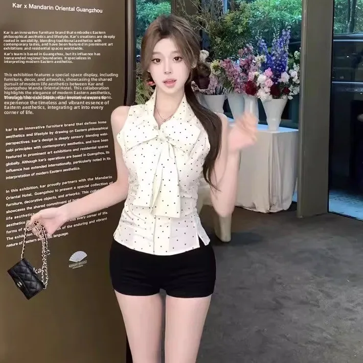 Summer Polka Dot Knot irt Women's Faionable Sli Sweet Small Top Korean Sle Slim Fit No Sve V Ne round Dot Pattern
Summer Polka Dot Knot irt Women's Faionable Sli Sweet Small Top Korean Sle Slim Fit No Sve V Ne round Dot Pattern