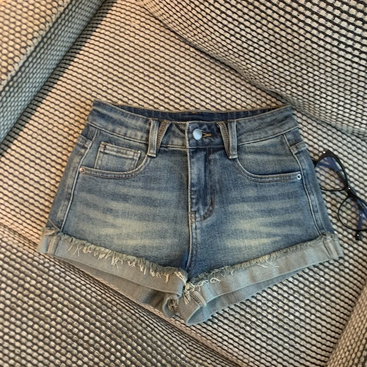 High Waist Blue Denim Short Pants Women's Summer New Fashion A-Line Pants Spicy Girl Casual Frayed Pants Ladies Jeans
High Waist Blue Denim Short Pants Women's Summer New Fashion A-Line Pants Spicy Girl Casual Frayed Pants Ladies Jeans