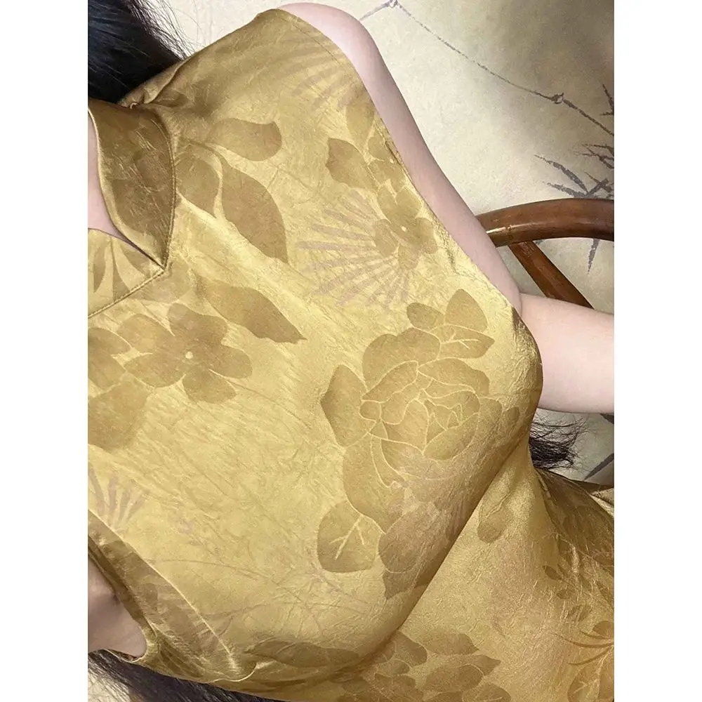 High End Gold Sleeveless Qipao Women'S Summer New Chinese Style Hot Gold Satin Long Dress
High End Gold Sleeveless Qipao Women'S Summer New Chinese Style Hot Gold Satin Long Dress