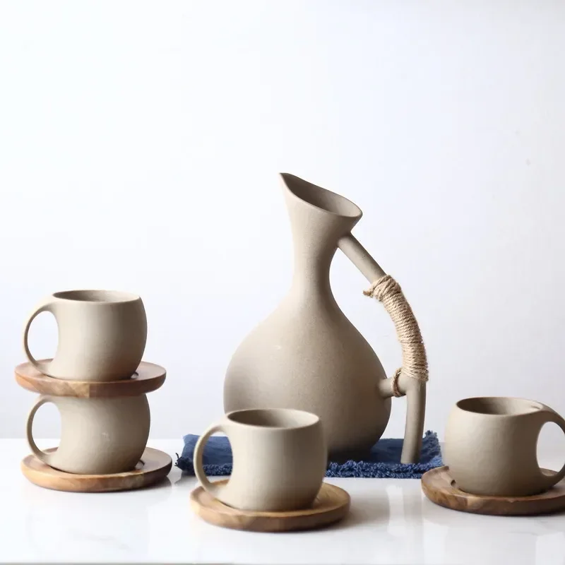 1300ml Ceramic Pitchers Cold Hot Water Kettle Large Capacity High Temperature Resistance Teapot Household Cup Drinkware Home
1300ml Ceramic Pitchers Cold Hot Water Kettle Large Capacity High Temperature Resistance Teapot Household Cup Drinkware Home