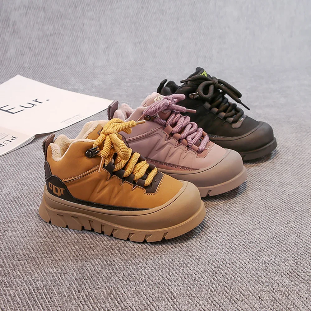 Winter Children Thicken Soled Warm Platform Boys Warm Cotton Shoes Children PU Leather Waterproof Plush Boots Kids Snow Boots
Winter Children Thicken Soled Warm Platform Boys Warm Cotton Shoes Children PU Leather Waterproof Plush Boots Kids Snow Boots