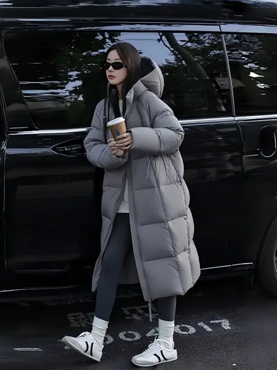 Пуховик Cloud Puff для женщин, средней длины, новая утепленная модель 2025 года, хлопковое пальто с капюшоном ниже колена, куртка-пуховик, верхняя одежда
Пуховик Cloud Puff для женщин, средней длины, новая утепленная модель 2025 года, хлопковое пальто с капюшоном ниже колена, куртка-пуховик, верхняя одежда