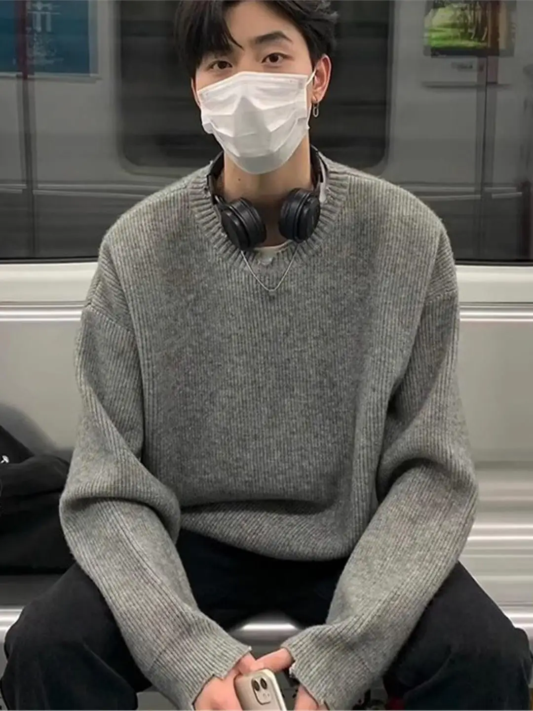 Мужской вязаный свитер свободного кроя в корейском стиле, повседневный, универсальный, осенне-зимний, базовый, молодежный, стильный, повседневная одежда
Мужской вязаный свитер свободного кроя в корейском стиле, повседневный, универсальный, осенне-зимний, базовый, молодежный, стильный, повседневная одежда