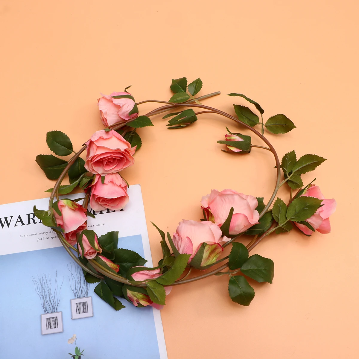 1pc Artificial Rose Vine Silk Flower Arrangement Ornament Simulation Home Plant Decor Fake Hanging Lifelike Wall Mounted
1pc Artificial Rose Vine Silk Flower Arrangement Ornament Simulation Home Plant Decor Fake Hanging Lifelike Wall Mounted