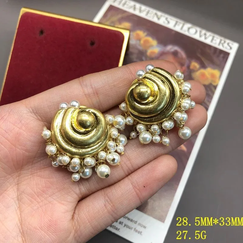 Ocean Style Personality Pearl Conch Earrings Fashion High Sense Simple Temperament Stud Earrings Elegant Fashion Retro
Ocean Style Personality Pearl Conch Earrings Fashion High Sense Simple Temperament Stud Earrings Elegant Fashion Retro