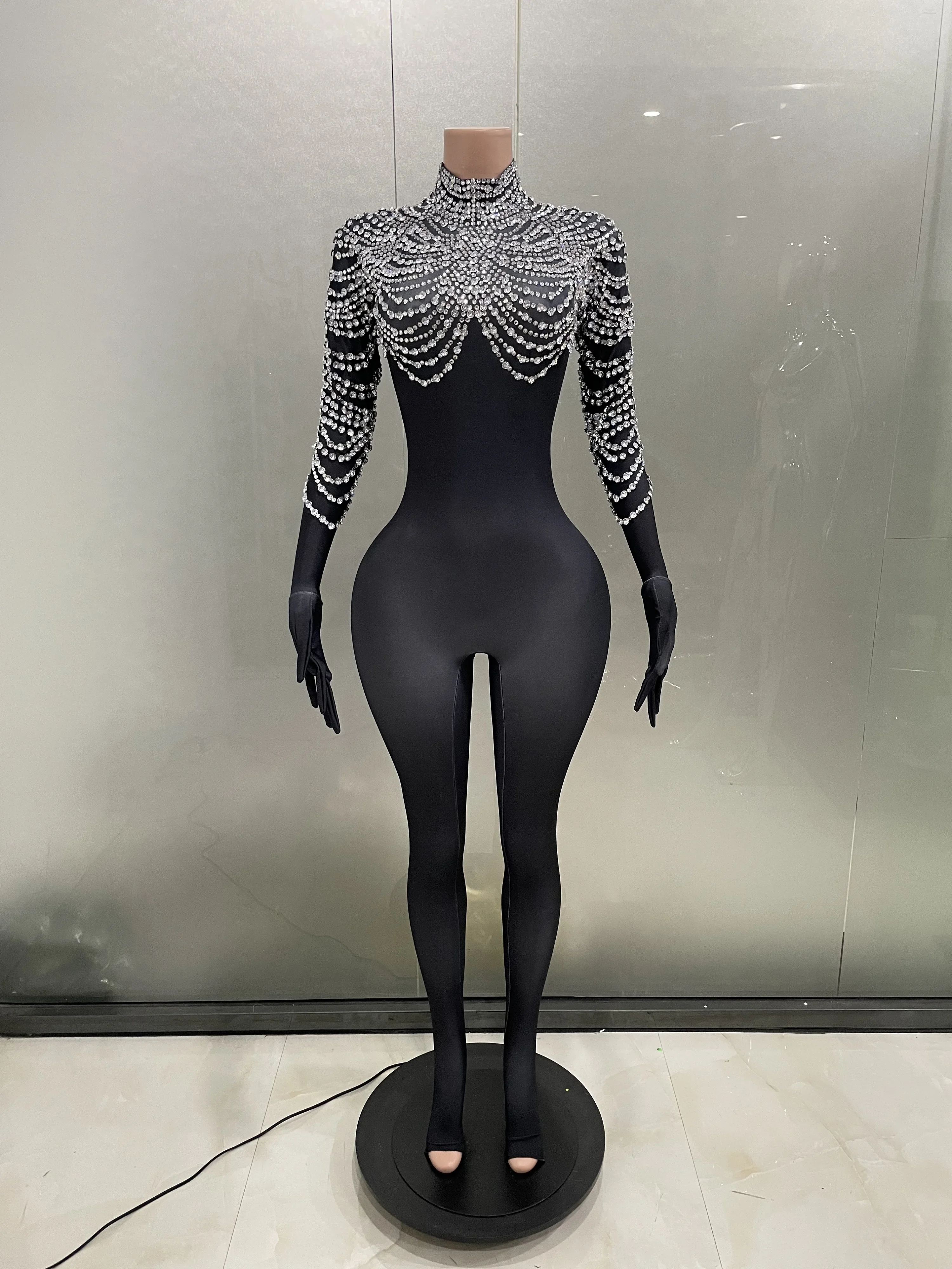 Women Pole Gogo Dancer Costume Full Rhinestones Jumpsuit Gloves Halloween Nightclub Dj Ds Drag Queen Outfit Rave Wear
Women Pole Gogo Dancer Costume Full Rhinestones Jumpsuit Gloves Halloween Nightclub Dj Ds Drag Queen Outfit Rave Wear