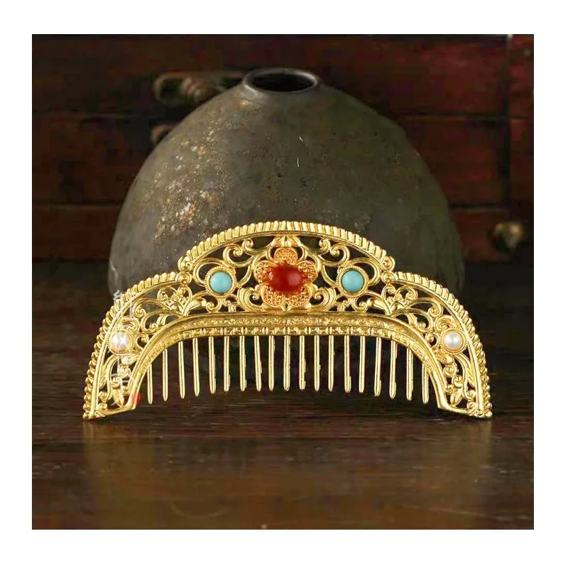 New Pure Copper Gold-plated Tang Feng Bun Hair Comb Hair Accessories Retro Court Jewelry Hairpin Hanfu Salary and Clothing Match
New Pure Copper Gold-plated Tang Feng Bun Hair Comb Hair Accessories Retro Court Jewelry Hairpin Hanfu Salary and Clothing Match