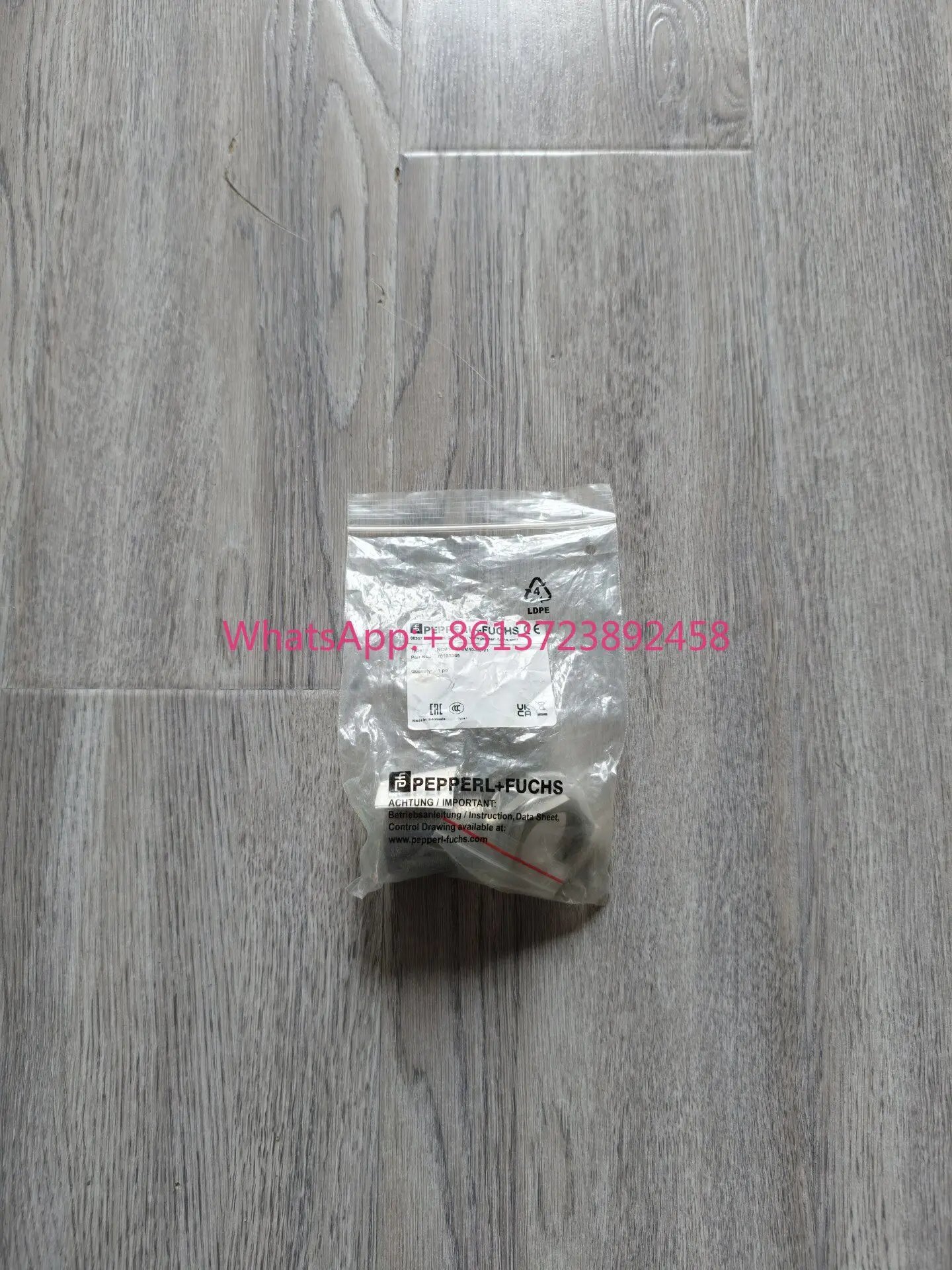 Pepperl + Fuchs Proximity Switch NCB10-30GM40-N0-V1 Pepperl + Fuchs
Pepperl + Fuchs Proximity Switch NCB10-30GM40-N0-V1 Pepperl + Fuchs