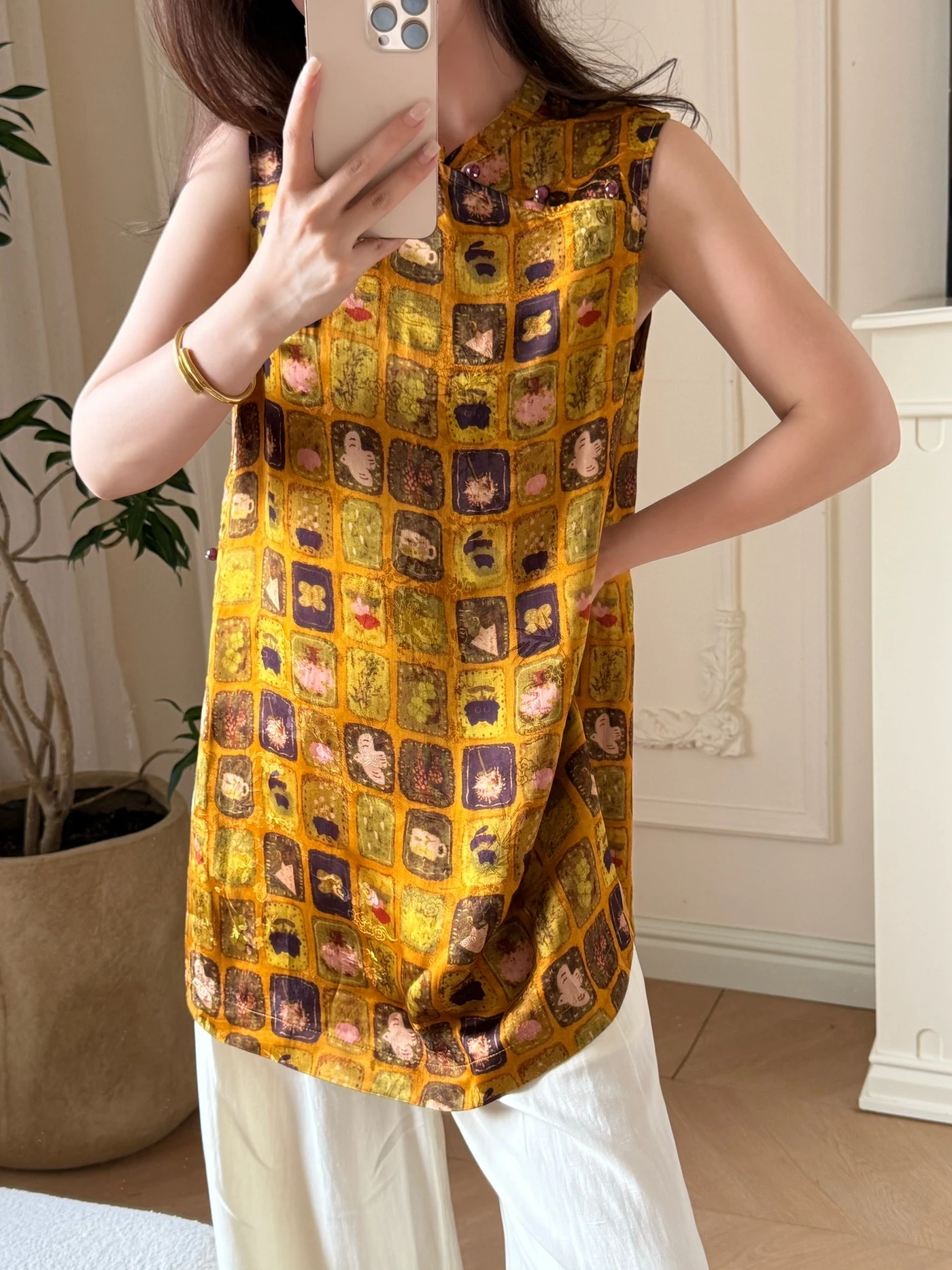 Новый китайский шелковый жилет Cao Daman Heavyweight: ретро-элегантность и модный дизайн для женщин
Новый китайский шелковый жилет Cao Daman Heavyweight: ретро-элегантность и модный дизайн для женщин