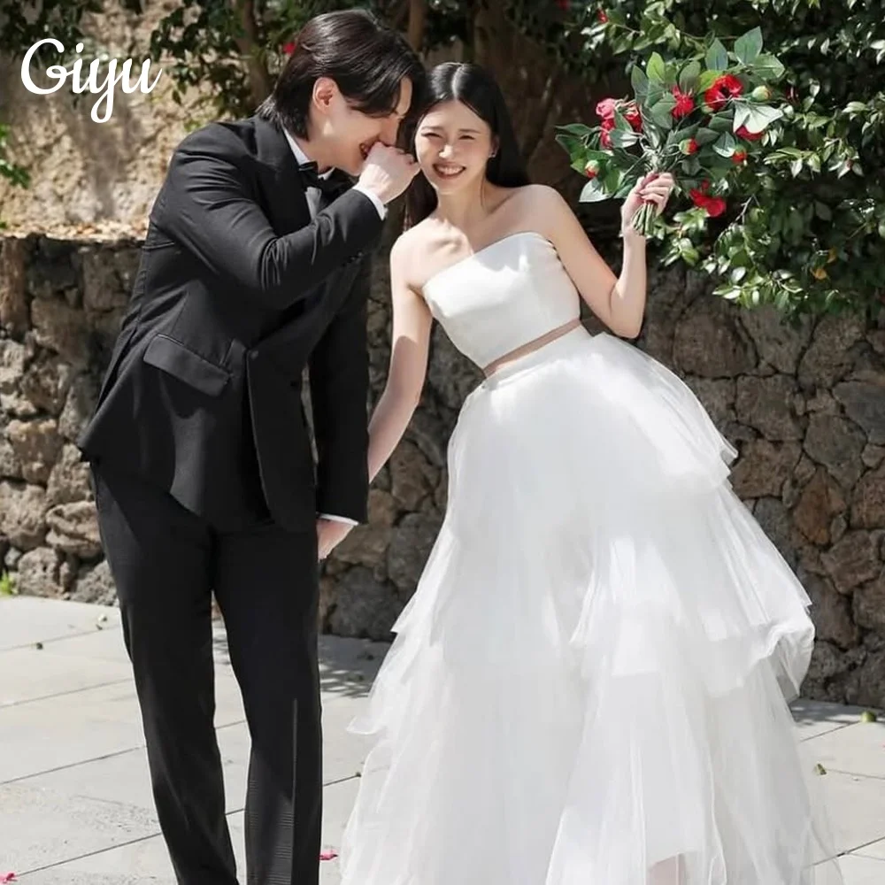 Giyu New Elegant Tulle Tiered 2PCS Korea Wedding Dresses Sleeveless Photoshoot Floor Length Corset Bridal Gowns Customised 2025
Giyu New Elegant Tulle Tiered 2PCS Korea Wedding Dresses Sleeveless Photoshoot Floor Length Corset Bridal Gowns Customised 2025