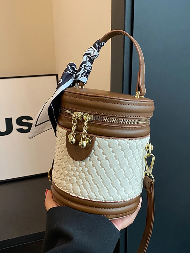 Vintage Mini Round Scarves Bucket Crossbody Bag for Women New High Quality PU Fashion Korean Style Luxury HandBag Purses
Vintage Mini Round Scarves Bucket Crossbody Bag for Women New High Quality PU Fashion Korean Style Luxury HandBag Purses