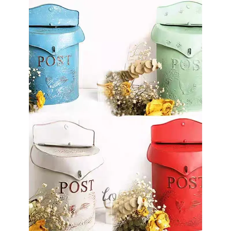 American retro metal wall-mounted mailbox report mailbox creative living room courtyard villa outdoor decoration
American retro metal wall-mounted mailbox report mailbox creative living room courtyard villa outdoor decoration