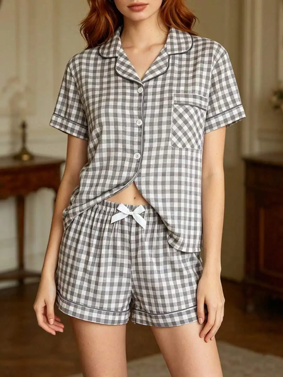 2-Piece Checkered Womens Sleepwear Set With Button Top And Bow Shorts
2-Piece Checkered Womens Sleepwear Set With Button Top And Bow Shorts