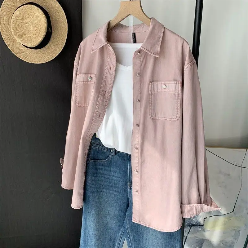 Light luxury powdered sugar, fixed-dyed bamboo joint texture, retro turn loose shoulder long-sleeved denim shirt jacket
Light luxury powdered sugar, fixed-dyed bamboo joint texture, retro turn loose shoulder long-sleeved denim shirt jacket