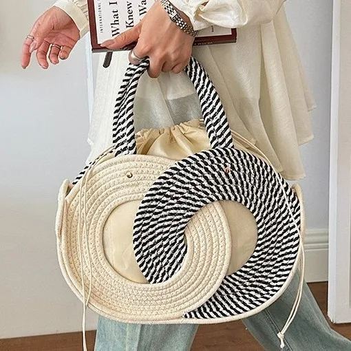 Premium Handmade Straw Beach Bag Large Capacity - Elegant Woven Tote for Women, Bohemian Shoulder Purse for Summer Vacation
Premium Handmade Straw Beach Bag Large Capacity - Elegant Woven Tote for Women, Bohemian Shoulder Purse for Summer Vacation
