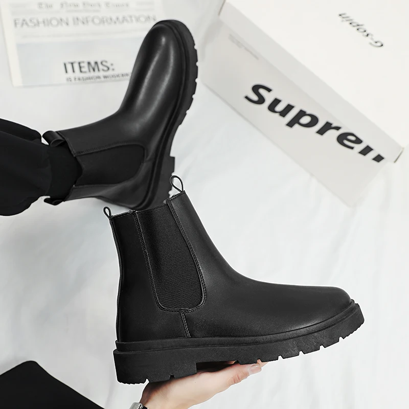 Men'S High Top Autumn/Winter British Style Chelsea Boots Solid Color Fashion Soft Leather Functional Boots Retro No-Tie Boots
Men'S High Top Autumn/Winter British Style Chelsea Boots Solid Color Fashion Soft Leather Functional Boots Retro No-Tie Boots
