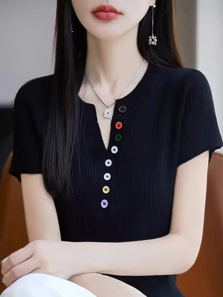 Summer New Ice Silk Knitted Short Sleeve T-Shirt Women Slim Fit Half Open Collar Versatile Top Body Shape Enhancing Black
Summer New Ice Silk Knitted Short Sleeve T-Shirt Women Slim Fit Half Open Collar Versatile Top Body Shape Enhancing Black