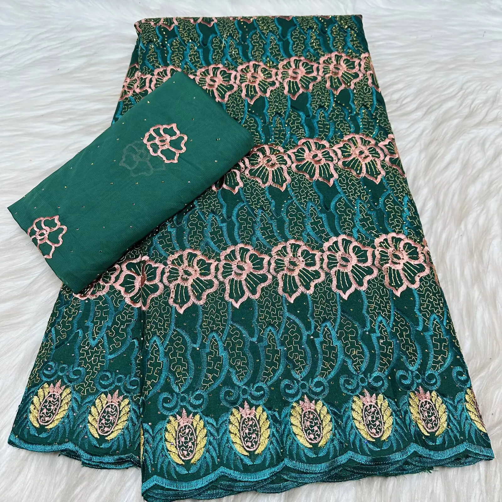 5+2 Yards 2026 High Quality Stones Cotton Nigerian French African Lace Fabric Swiss Voile Lace Fabric For Women Dress L185-13
5+2 Yards 2026 High Quality Stones Cotton Nigerian French African Lace Fabric Swiss Voile Lace Fabric For Women Dress L185-13
