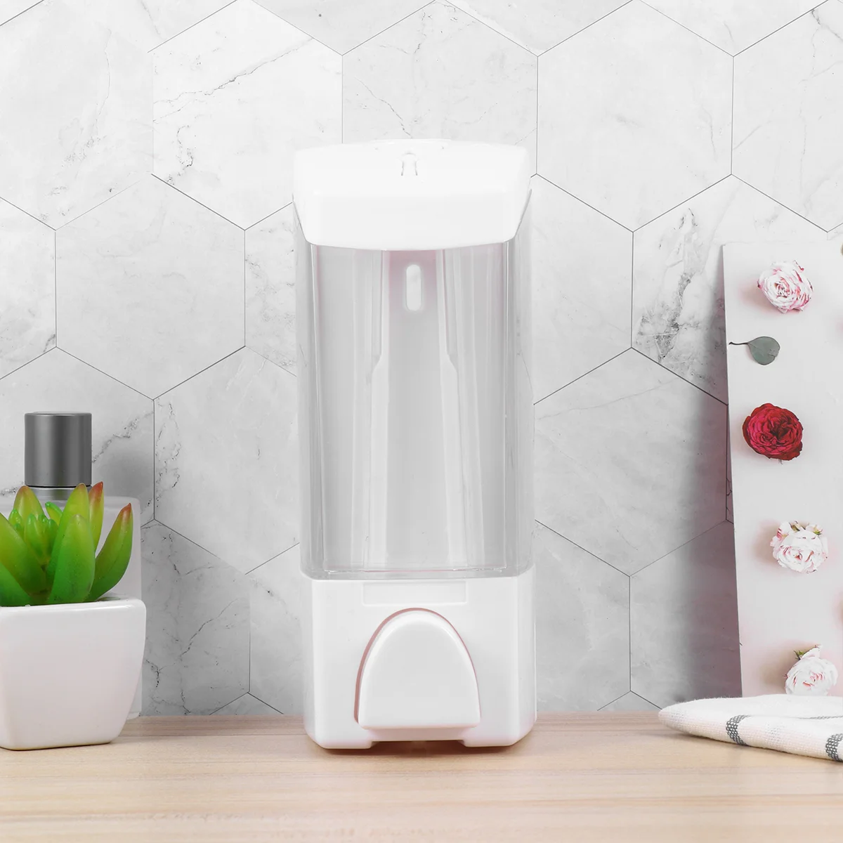 1Pc 300ML Wall-mounted Soap Dispenser Liquid Soap Holder Hanging Soap Box Refillable Empty Container for Home Hotel(White)
1Pc 300ML Wall-mounted Soap Dispenser Liquid Soap Holder Hanging Soap Box Refillable Empty Container for Home Hotel(White)