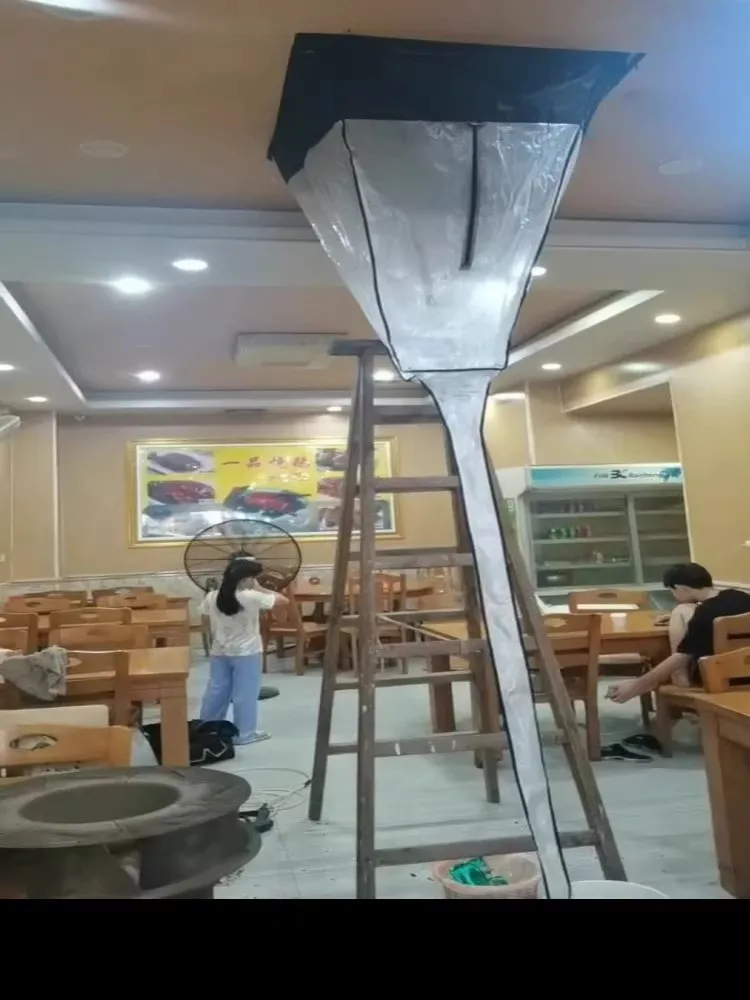 Прозрачный водонепроницаемый чехол для чистки потолочных кондиционеров, инструмент для сбора воды с крыши, современный, простой, стильный.
Прозрачный водонепроницаемый чехол для чистки потолочных кондиционеров, инструмент для сбора воды с крыши, современный, простой, стильный.