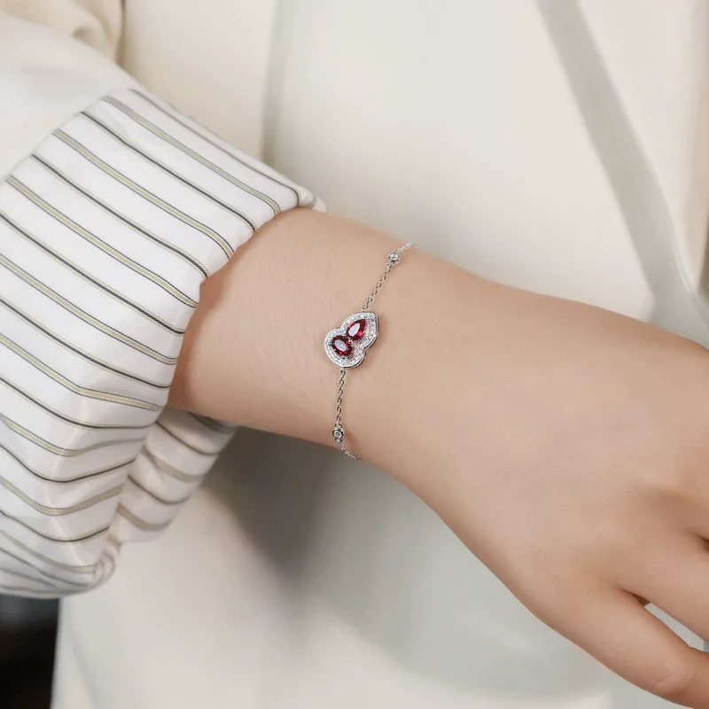 Женский браслет из стерлингового серебра 925 пробы с позолоченной тыквой, культивированными драгоценными камнями, популярные модные украшения, аксессуары для вечеринок
Женский браслет из стерлингового серебра 925 пробы с позолоченной тыквой, культивированными драгоценными камнями, популярные модные украшения, аксессуары для вечеринок