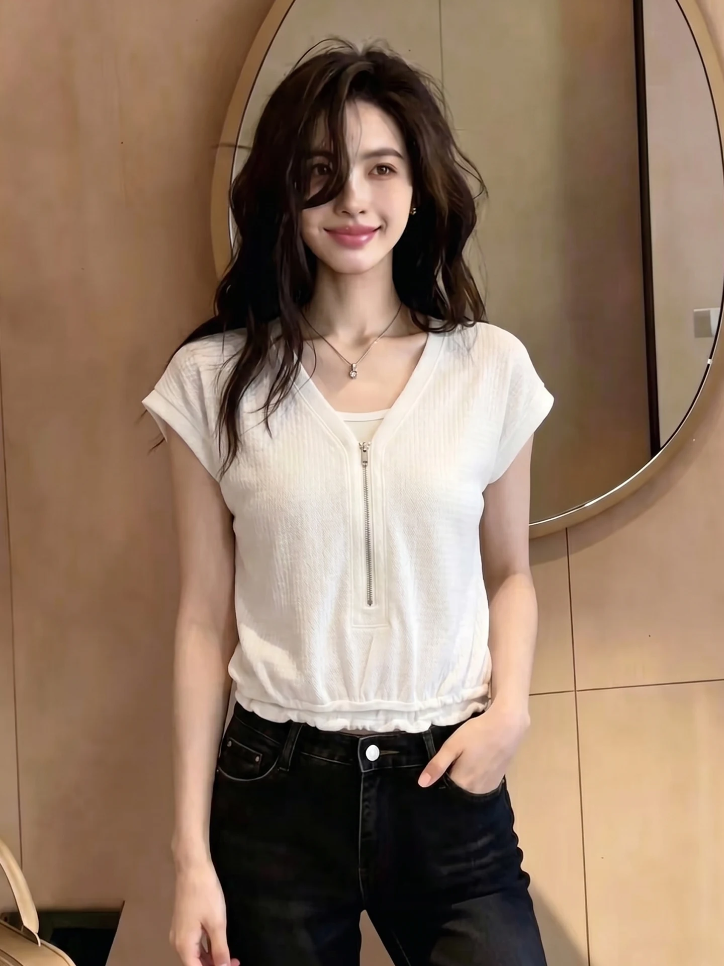Elegant Fashionable Half-Zip V-Neck Short-Sleeve Top Lightweight Color Versatile Slimming Summer T-Shirt for Women
Elegant Fashionable Half-Zip V-Neck Short-Sleeve Top Lightweight Color Versatile Slimming Summer T-Shirt for Women