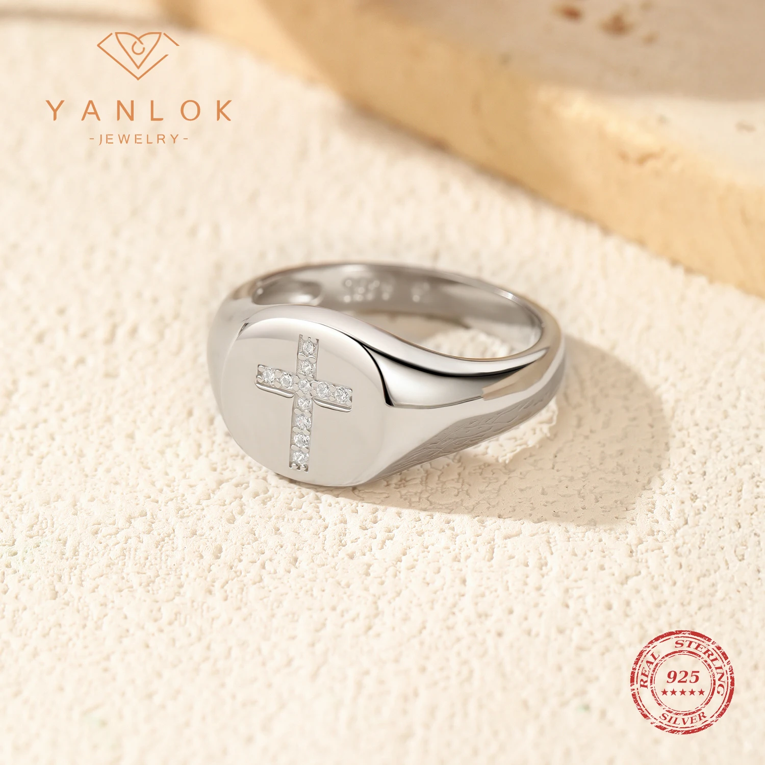 YANLOK 925 Sterling Silver Hip Pop Dazzling Moissanite Cross Unisex Signet Ring For Women And Men Fine Jewelry
YANLOK 925 Sterling Silver Hip Pop Dazzling Moissanite Cross Unisex Signet Ring For Women And Men Fine Jewelry