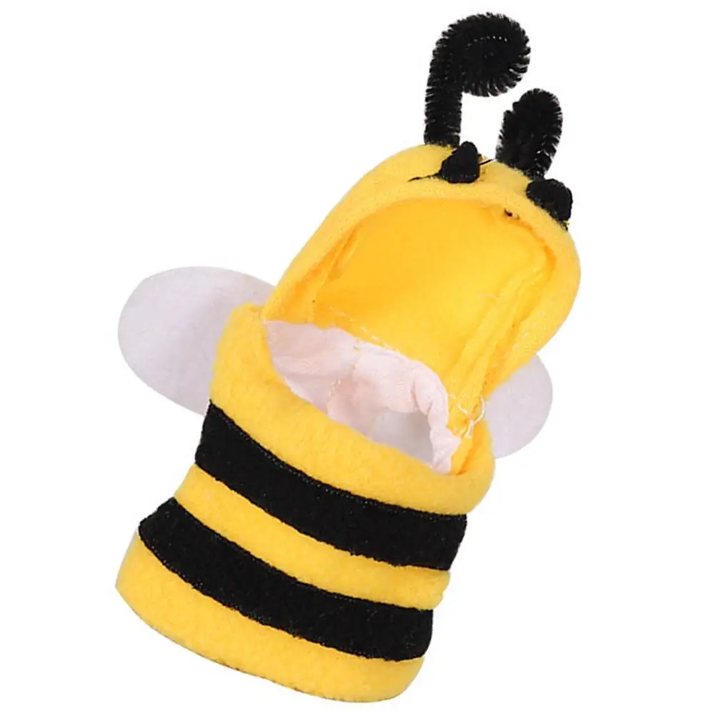 Parrot Clothes Bee Shaped Warm Bird Clothing M Size Halloween Costume Adorable Cartoon Christmas nament Small Pet Apparel
Parrot Clothes Bee Shaped Warm Bird Clothing M Size Halloween Costume Adorable Cartoon Christmas nament Small Pet Apparel