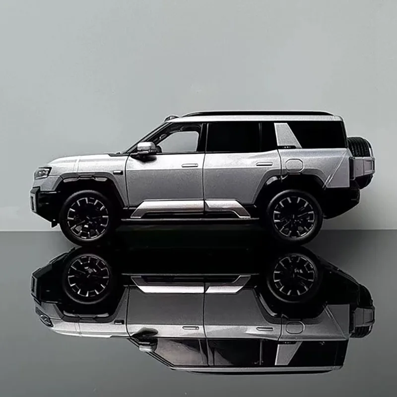 Formula Leopard 8 BYD Alloy Die-cast Car Model Off-road Vehicle EV Suv Model, Adult Man Birthday Gift Collection Toy 1:18
Formula Leopard 8 BYD Alloy Die-cast Car Model Off-road Vehicle EV Suv Model, Adult Man Birthday Gift Collection Toy 1:18