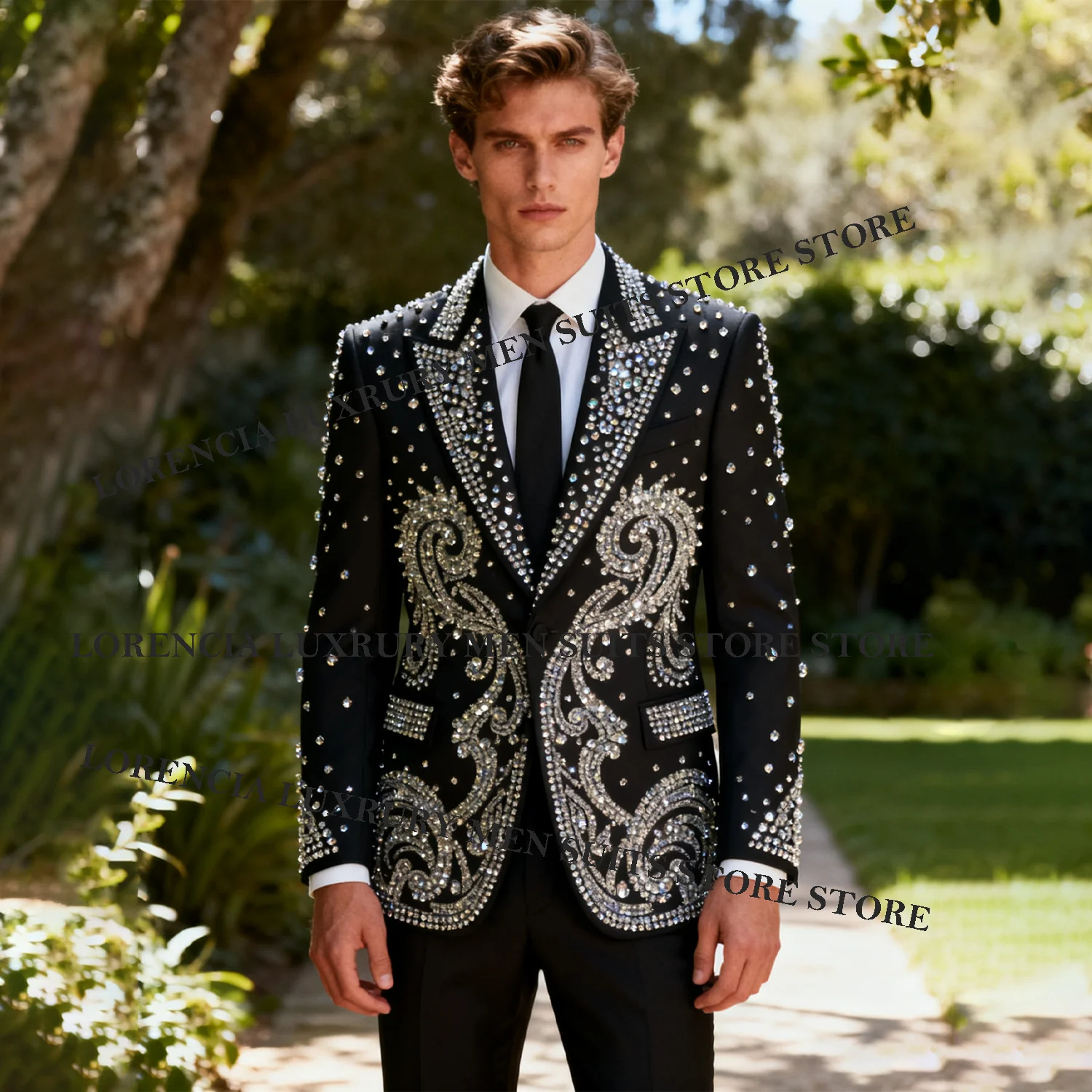 Красивый высококачественный мужской костюм с лацканами по индивидуальному заказу, облегающий спортивный смокинг для жениха, свадебный фрак, ювелирные изделия с бриллиантами, Ropa homre
Красивый высококачественный мужской костюм с лацканами по индивидуальному заказу, облегающий спортивный смокинг для жениха, свадебный фрак, ювелирные изделия с бриллиантами, Ropa homre