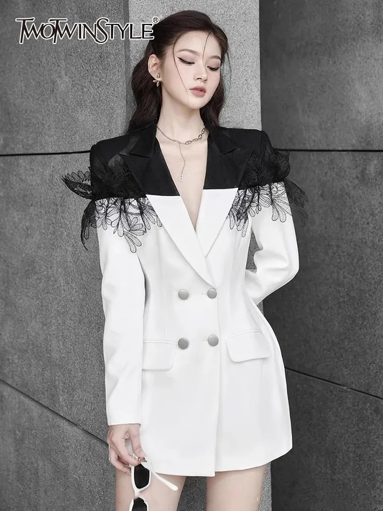 TWOTWINSTYLE Slimming Patchwork Pocket Blazer For Women Notched Collar Long Sleeve Tunic Temperament Blazers Female Fashion New
TWOTWINSTYLE Slimming Patchwork Pocket Blazer For Women Notched Collar Long Sleeve Tunic Temperament Blazers Female Fashion New