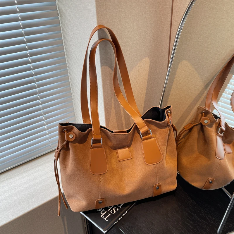 Large Capacity Faux Suede Tote Bags For Women Luxury Designer Handbags Purses 2025 New In Underarm Shoulder bolsos de mujer
Large Capacity Faux Suede Tote Bags For Women Luxury Designer Handbags Purses 2025 New In Underarm Shoulder bolsos de mujer
