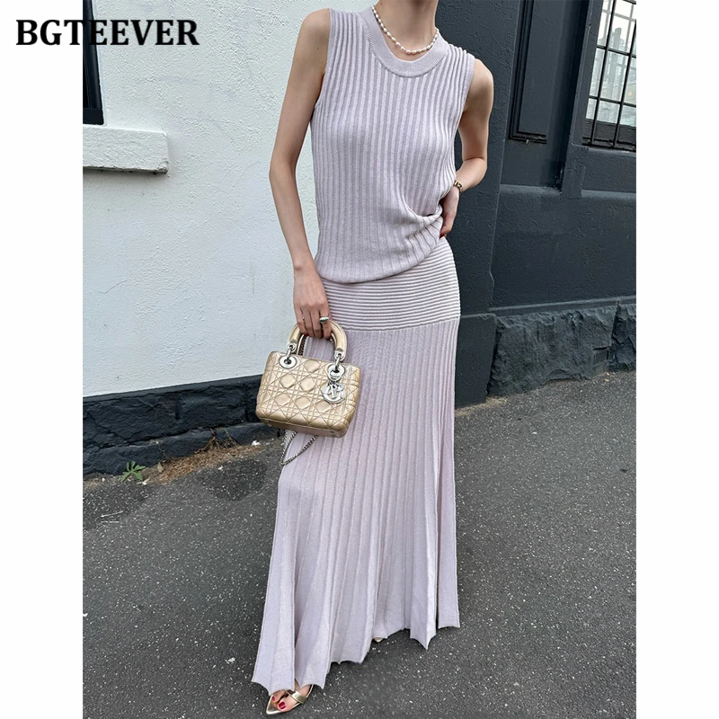 BGTEEVER Summer Elegant Slim Women 2 Pieces Knitted Set O-neck Sleeveless Tank Tops Female Mermaid Pleated Skirts
BGTEEVER Summer Elegant Slim Women 2 Pieces Knitted Set O-neck Sleeveless Tank Tops Female Mermaid Pleated Skirts