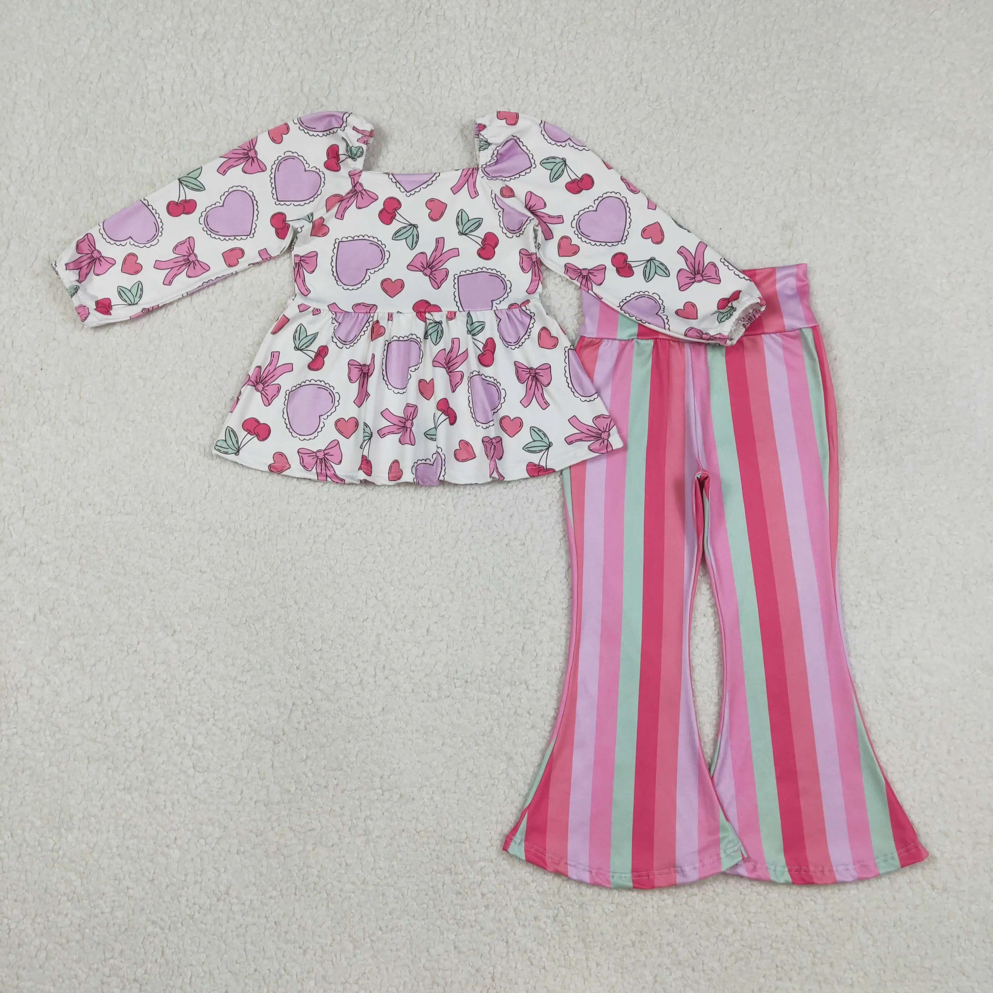 GLP3119 X12.15 Valentine's Day Baby Girl Cherry Heart Bow Pattern Long-Sleeved Colorful Striped Pants Set
GLP3119 X12.15 Valentine's Day Baby Girl Cherry Heart Bow Pattern Long-Sleeved Colorful Striped Pants Set