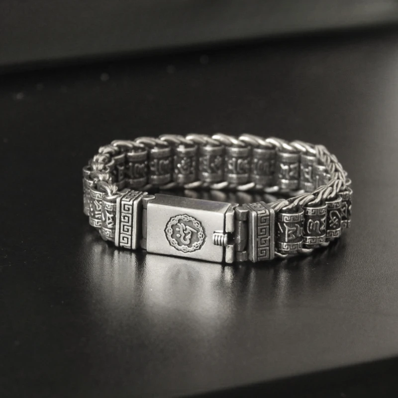 Handmade Creative Bracelets Men Lucky Buddhist Scripture Turn Beads Retro Six-character Mantra Personalized Fashion Jewelry Acce
Handmade Creative Bracelets Men Lucky Buddhist Scripture Turn Beads Retro Six-character Mantra Personalized Fashion Jewelry Acce