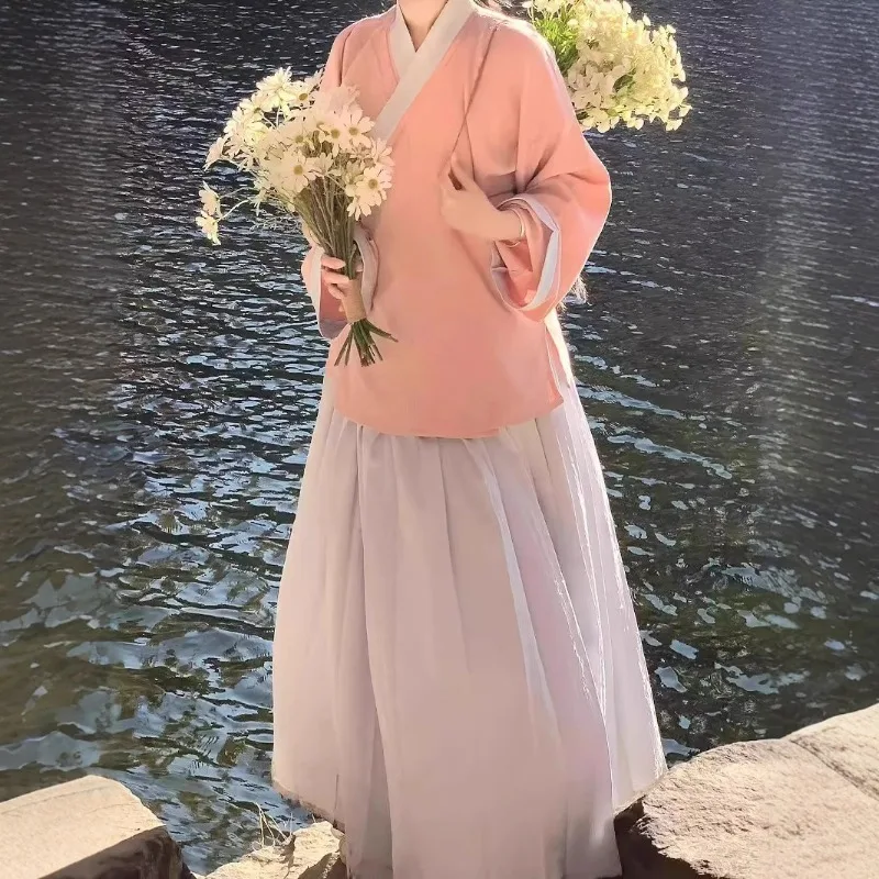 Hanfu women's pink Ming Hanfu women's national style improved Hanfu suit pleated skirt diagonal placket
Hanfu women's pink Ming Hanfu women's national style improved Hanfu suit pleated skirt diagonal placket
