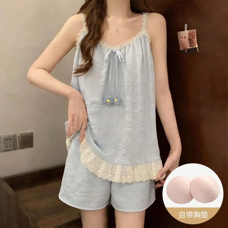 Women Cloud Cotton Pajamas with Chest Pads Summer Korean Lace Trim Solid Suspenders Shorts 2 Pieces Set Student Girls Loungewear
Women Cloud Cotton Pajamas with Chest Pads Summer Korean Lace Trim Solid Suspenders Shorts 2 Pieces Set Student Girls Loungewear