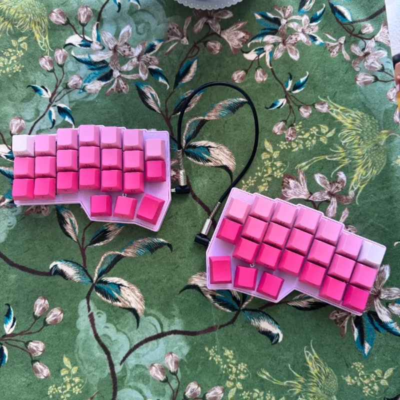 Corne V4 Split Keyboard Kit Customized Wired Hot-swapping RGB DIY 3D Printing Ergonomic Teclado Supports VIA Game Accessories
Corne V4 Split Keyboard Kit Customized Wired Hot-swapping RGB DIY 3D Printing Ergonomic Teclado Supports VIA Game Accessories