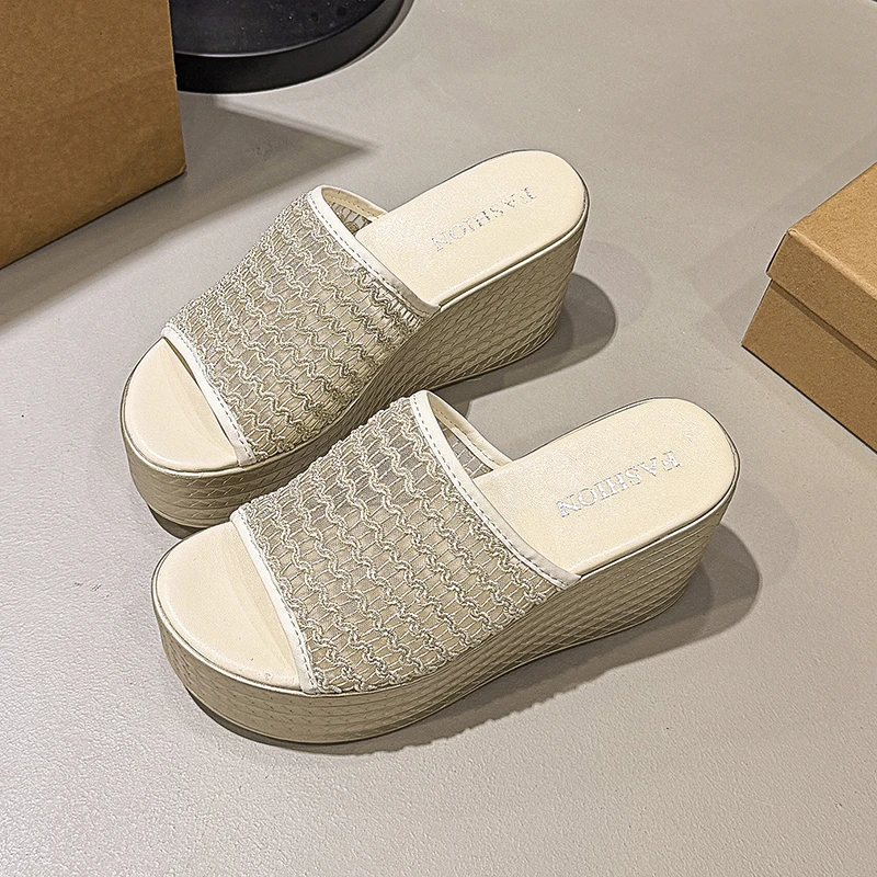 Korean Fashion Outside Wear Sandals and Slippers Women's New Summer Wedge Platform Trifle Slippers
Korean Fashion Outside Wear Sandals and Slippers Women's New Summer Wedge Platform Trifle Slippers