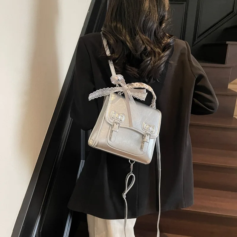 Stylish Solid Color Handbag Women's Trendy Shoulder Bag Casual Backpack College School Bag Simple Design Purse for Daily Use
Stylish Solid Color Handbag Women's Trendy Shoulder Bag Casual Backpack College School Bag Simple Design Purse for Daily Use