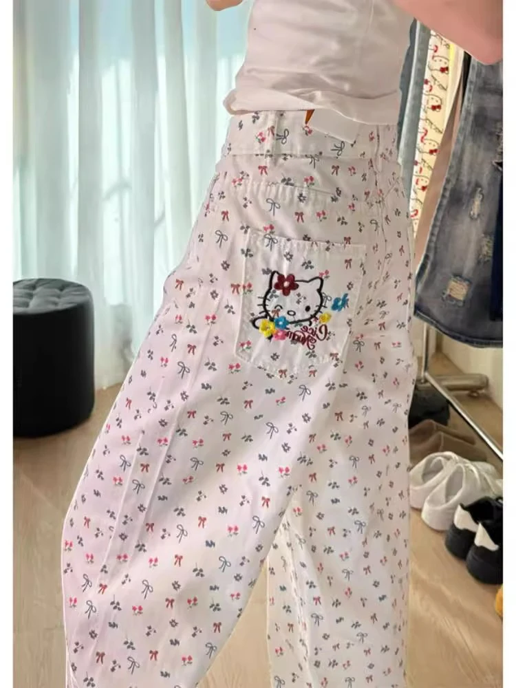 Korean Sle Lazy Floral Kit Embroidery Jeans High Waist Straight Leg Long Pants Women's Winter New Sle Teenage Feel
Korean Sle Lazy Floral Kit Embroidery Jeans High Waist Straight Leg Long Pants Women's Winter New Sle Teenage Feel