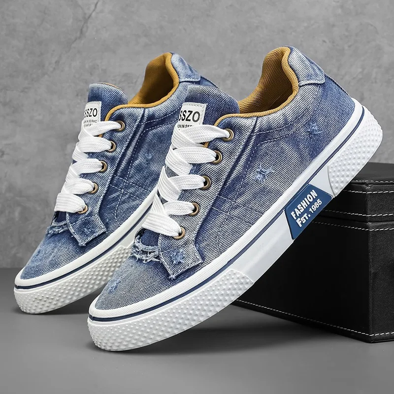 Men's Summer 2026 Retro Fashion Canvas Shoes Breathable Casual Board Shoes Daily Versatile Comfortable Men's Footwear
Men's Summer 2026 Retro Fashion Canvas Shoes Breathable Casual Board Shoes Daily Versatile Comfortable Men's Footwear