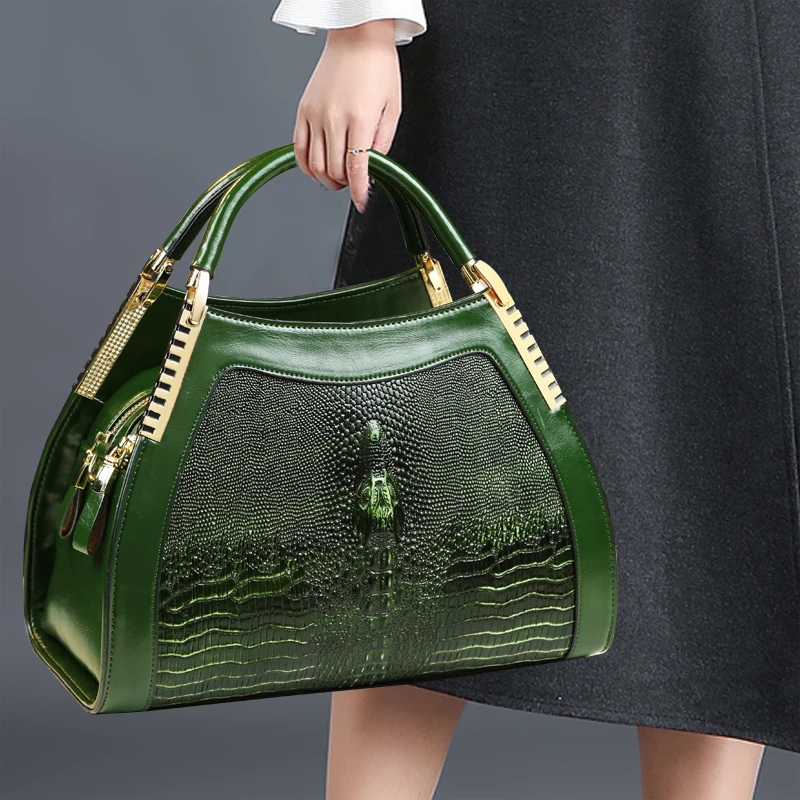 Genuine leather crocodile pattern handbag Women middle-aged female bag mother bag shoulder messenger bag multi-layer large
Genuine leather crocodile pattern handbag Women middle-aged female bag mother bag shoulder messenger bag multi-layer large