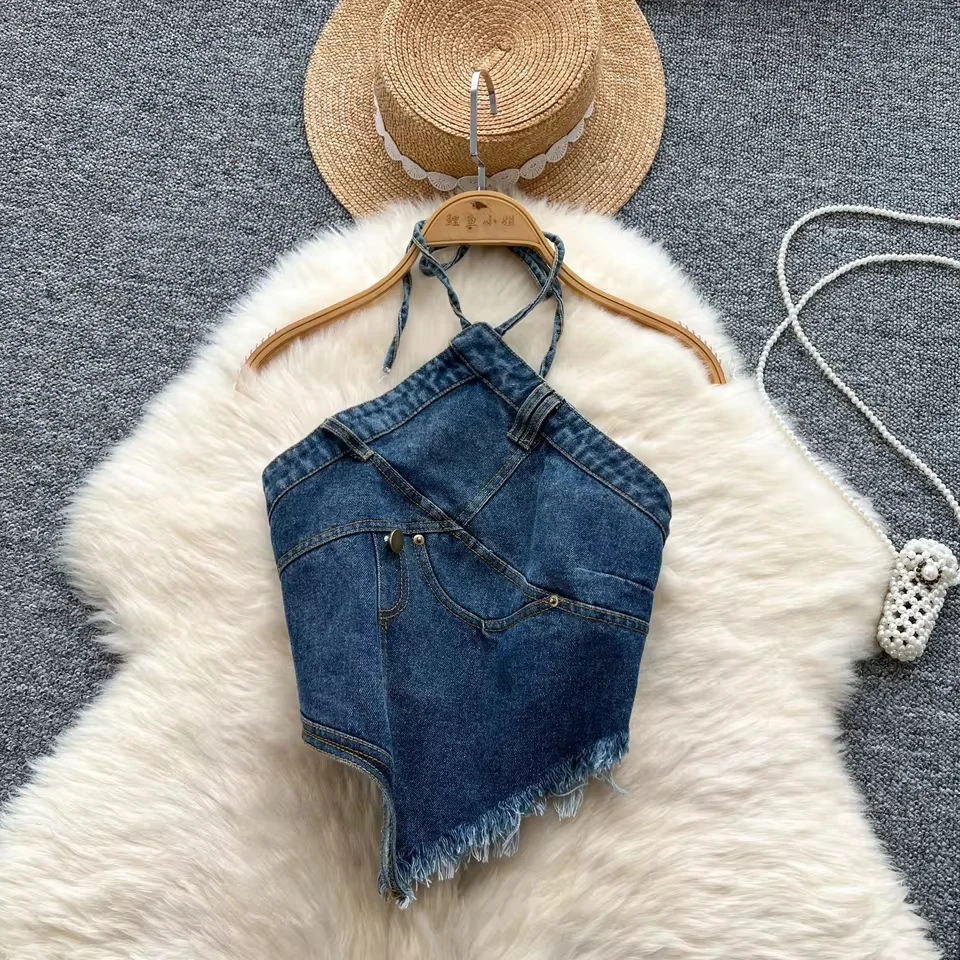Women's chic irregular hanging neck retro denim tank top slim fit basic sexy fashion sleeveless hollow backless crop top
Women's chic irregular hanging neck retro denim tank top slim fit basic sexy fashion sleeveless hollow backless crop top