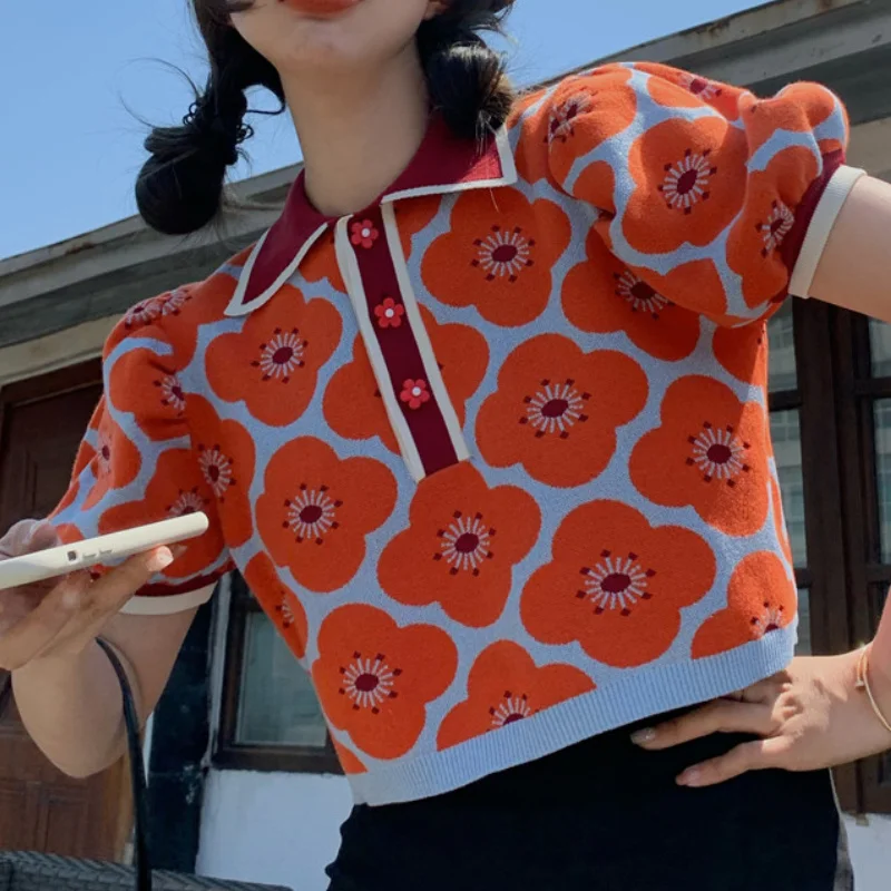 Women's Thin Design Sense In Summer Temperament Short Slim T-shirts Retro Jacquard Bubble Sleeve Knitwear Short Sleeve Tops Pop
Women's Thin Design Sense In Summer Temperament Short Slim T-shirts Retro Jacquard Bubble Sleeve Knitwear Short Sleeve Tops Pop