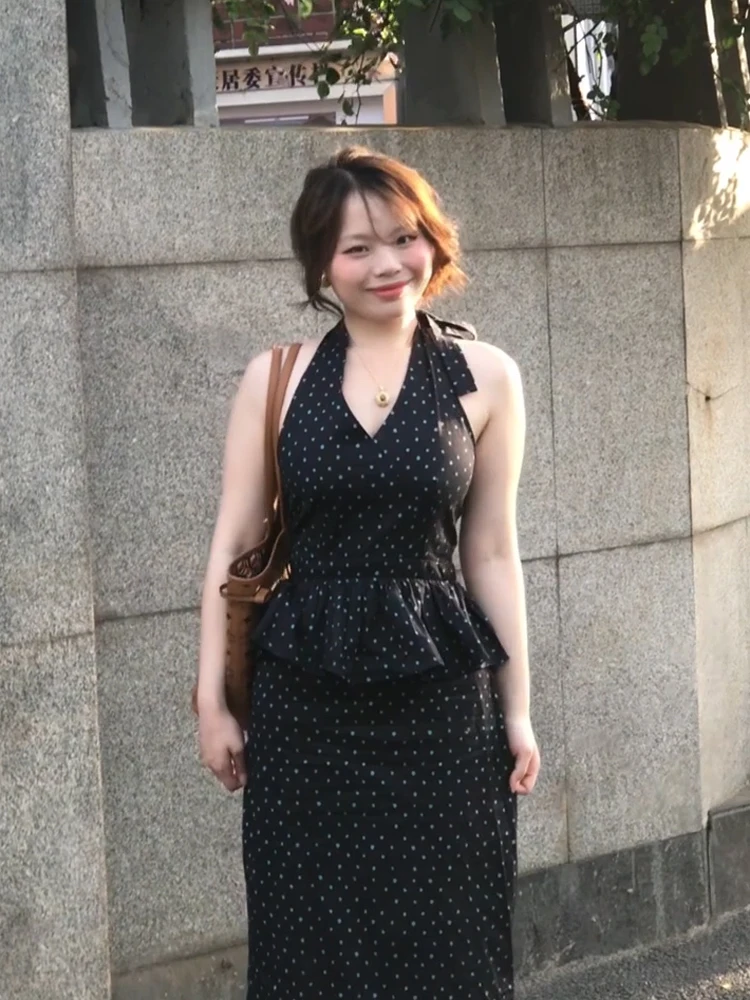 KENI plus Size Pure Desire V-Neck Hanging Neck Polka Dot Backless Dress Women Summer Fat MM Fake Two-Piece Long Dress
KENI plus Size Pure Desire V-Neck Hanging Neck Polka Dot Backless Dress Women Summer Fat MM Fake Two-Piece Long Dress