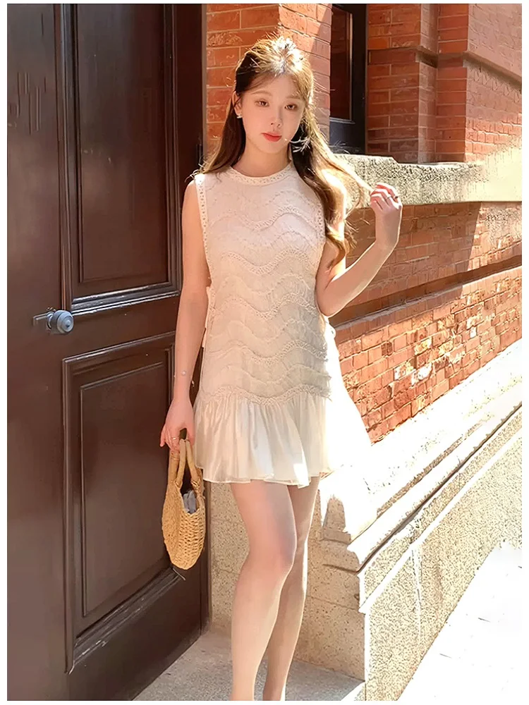 traf 2025 woman summer dress mesh embroidery corset elegant ladies skirt y2k clothes New fashion high quality party tight skirt
traf 2025 woman summer dress mesh embroidery corset elegant ladies skirt y2k clothes New fashion high quality party tight skirt