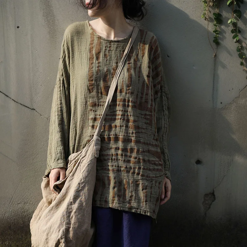Loose and comfortable texture literary T-shirt design sense hand-rubbed striped ramie top fashionable casual versatile simple te
Loose and comfortable texture literary T-shirt design sense hand-rubbed striped ramie top fashionable casual versatile simple te